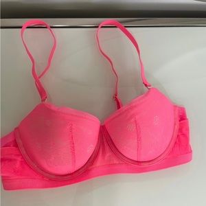 Aerie 34 C hot pink lace bra nwot
